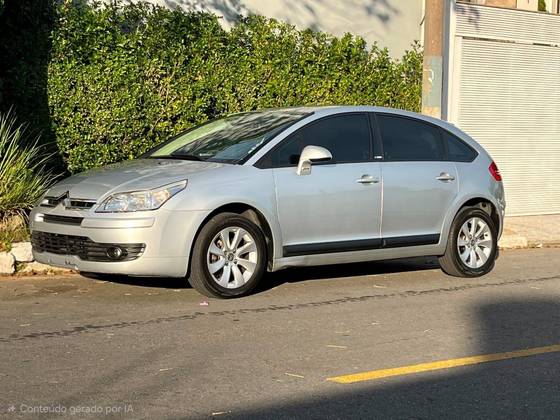 CITROËN C4 2.0 EXCLUSIVE 16V FLEX 4P AUTOMÁTICO